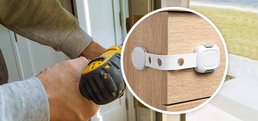 Childproof Sliding Door Locks in Mira Loma, CA